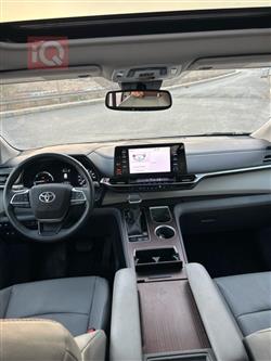 تۆیۆتا سیانا